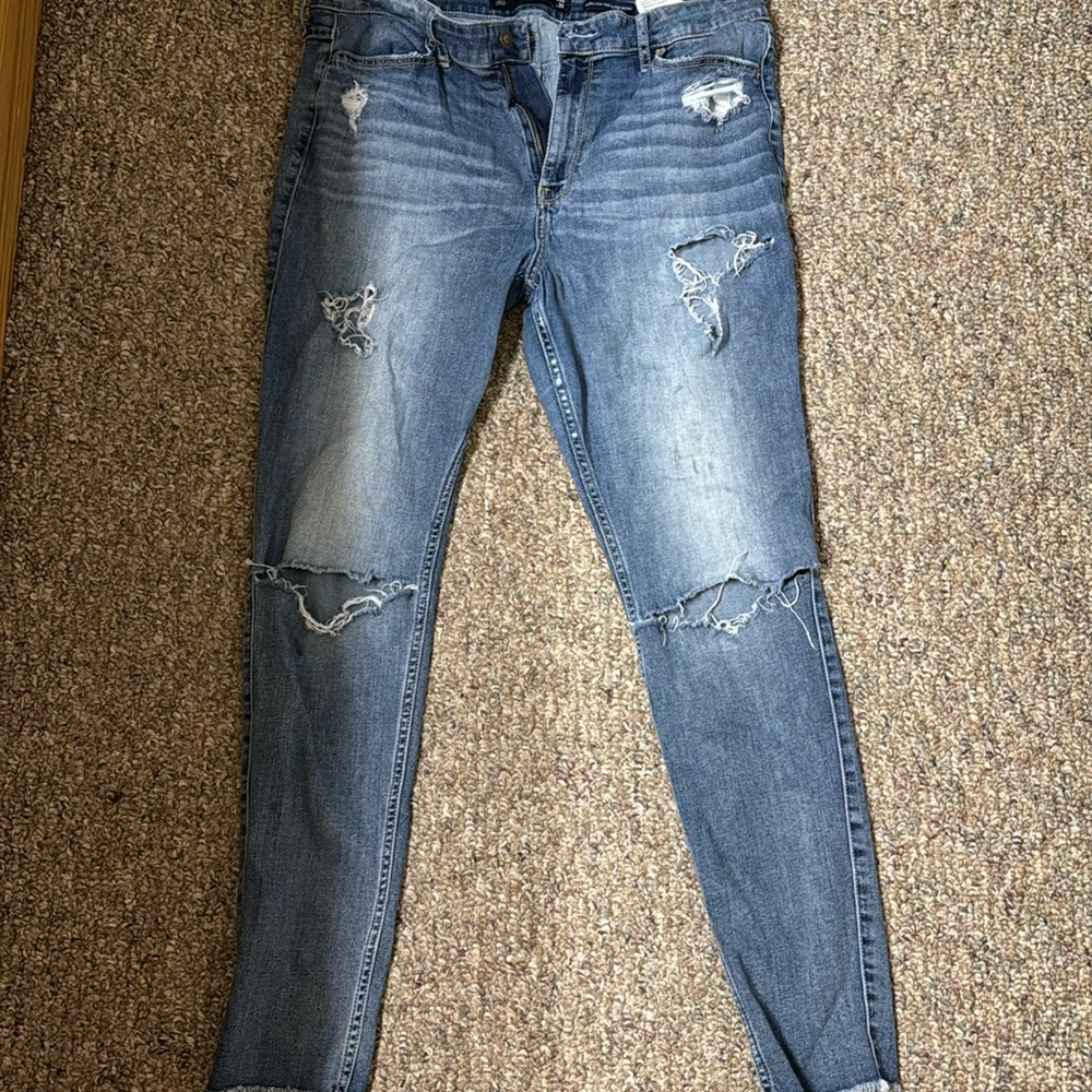 Hollister jeans size 15